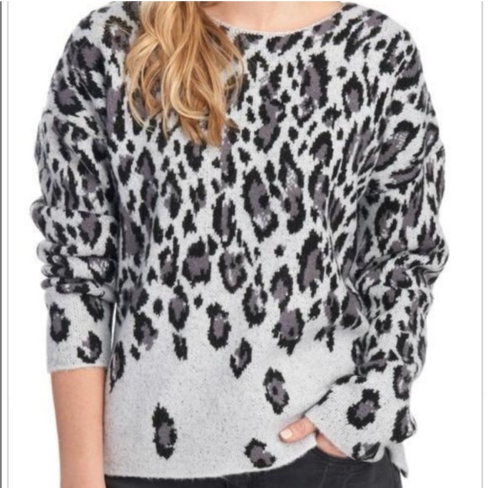 Oversized leopard print sweater